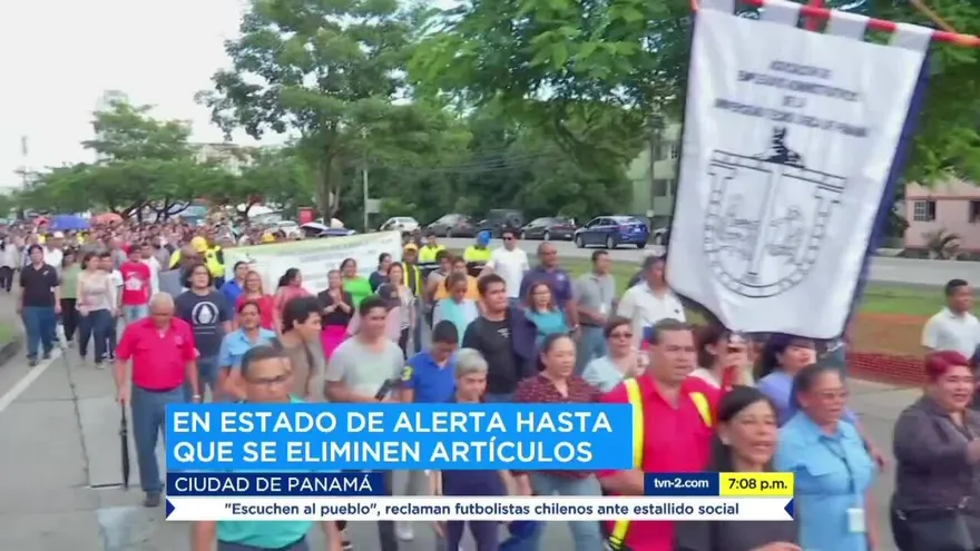 Estudiantes de la Universidad Tecnológica protestan contra reformas constitucionales