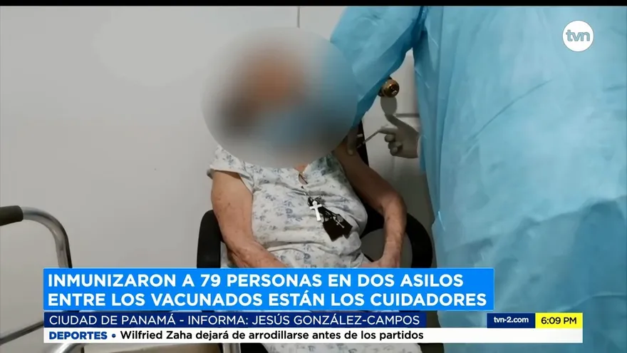 Realizan vacunación contra el Covid-19 en hogares de ancianos en Parque Lefevre