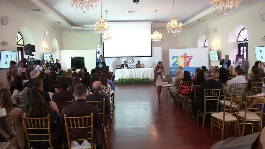 La atención integral de los niños será política de Estado