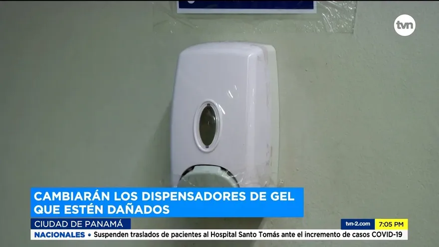 Cambiarán los dispensadores de gel en estaciones del Metro que estén dañados