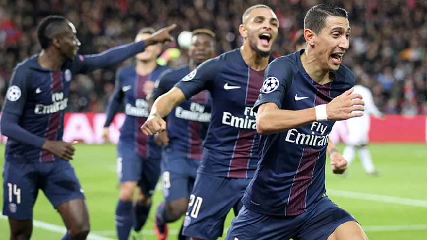 Ángel Di Maria (11) celebra el gol que le anotó al Basilea