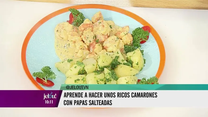 Camarones con papas salteadas