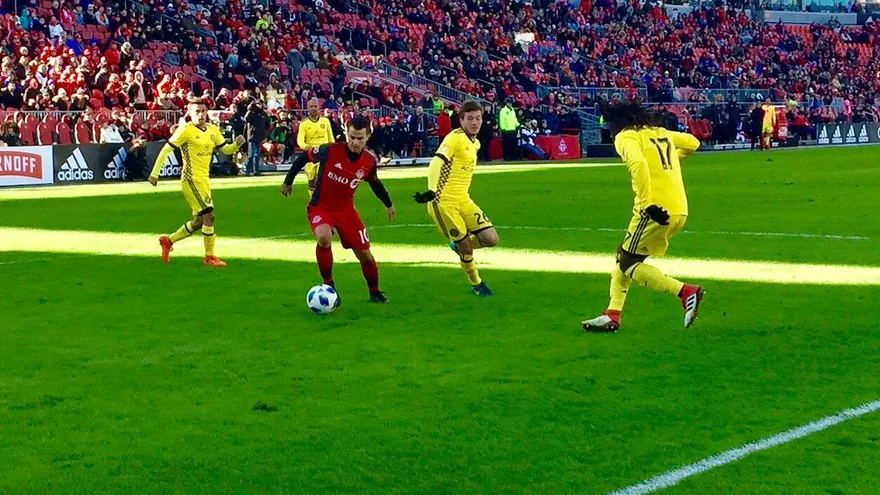 Columbus Crew del Panameño Cristian Martínez con victoria