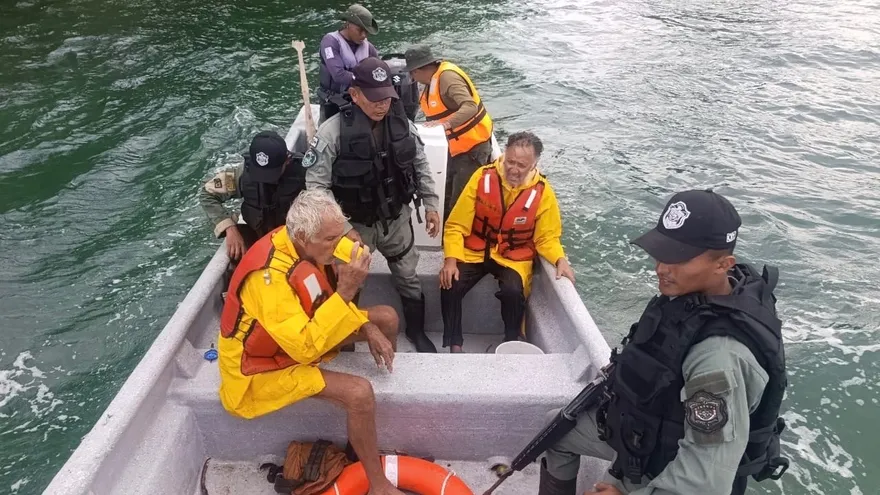 Two Ecuadorian tourists rescued after drifting in Bocas del Toro
