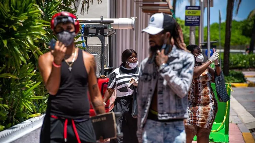 EEUU supera las 176.000 muertes y los 5,65 millones de contagios por COVID-19. Foto/EFE