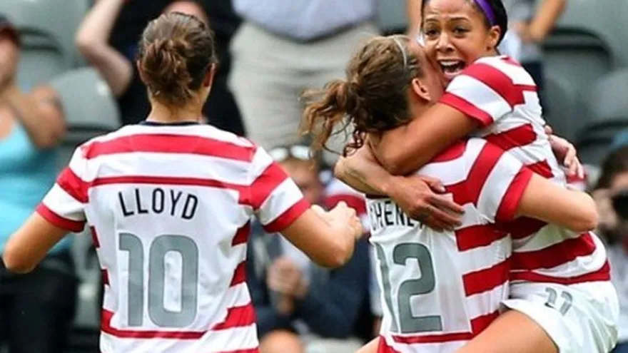 EEUU pasa a semifinales en fútbol de mujeres