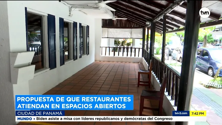 Restaurantes reaccionan a la propuesta que atiendan en espacios abiertos