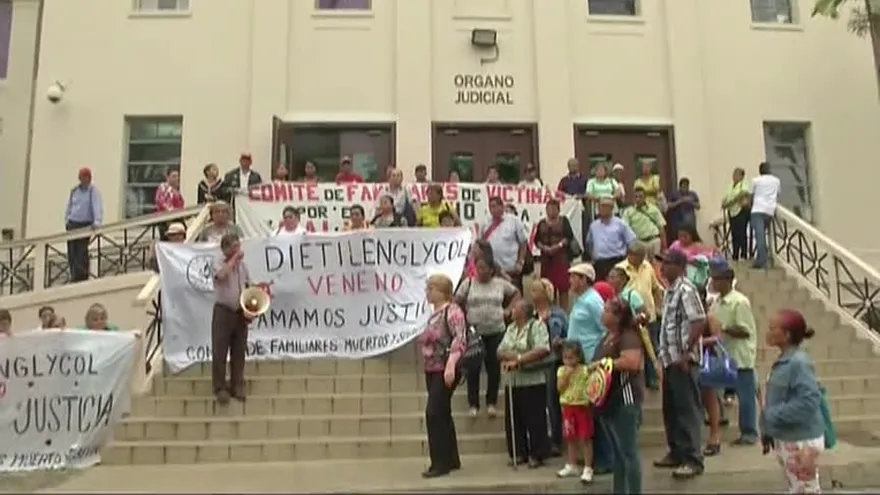 Víctimas del dietilenglicol y familiares esperan que pronto se emita sentencia condenatoria