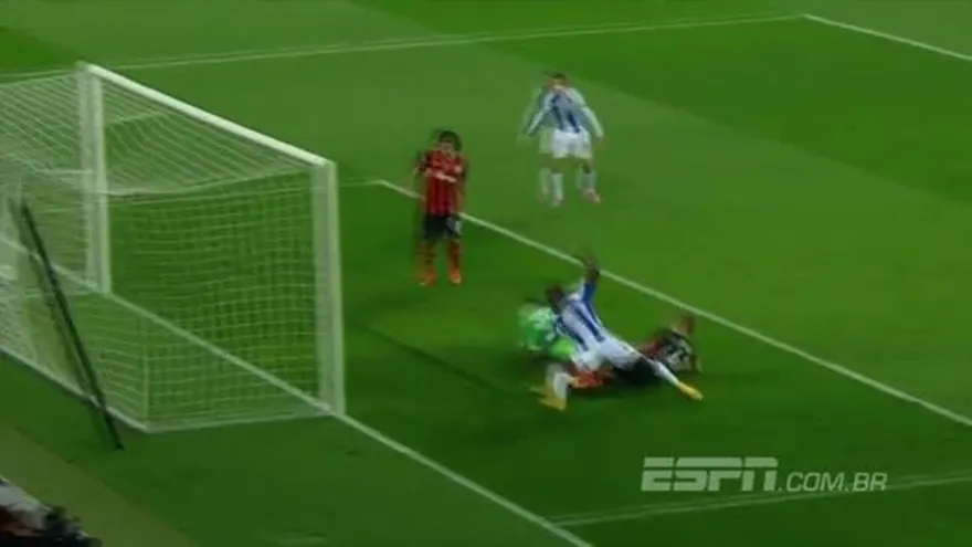 Shaktar Donetsk y el Porto empataron 2-2