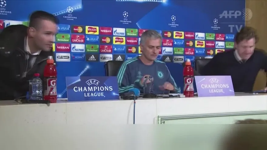 José Mourinho fue destituido como entrenador del Chelsea