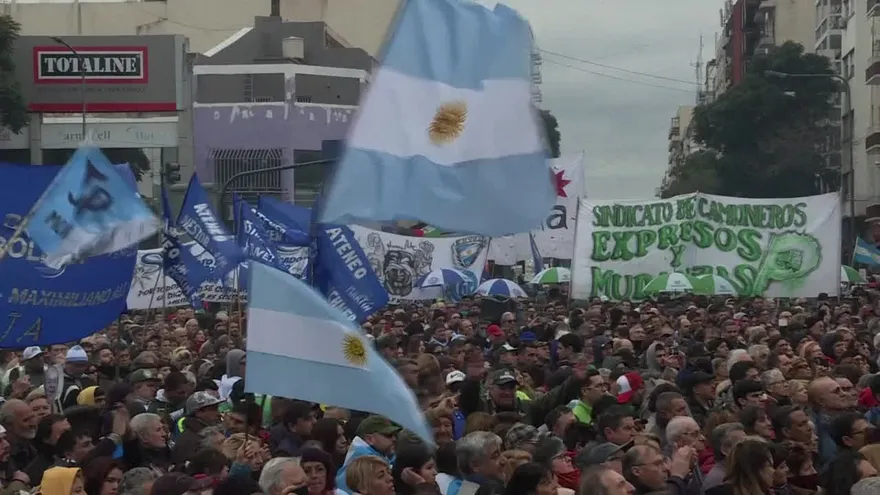 Protesta en Argentina contra Macri y el FMI