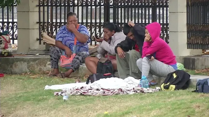 Vendedores esperan su permiso para carnaval