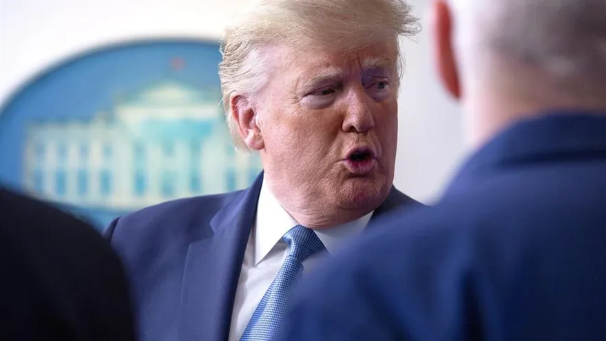 Trump se desdice y amplía hasta el 30 de abril las medidas contra COVID-19
