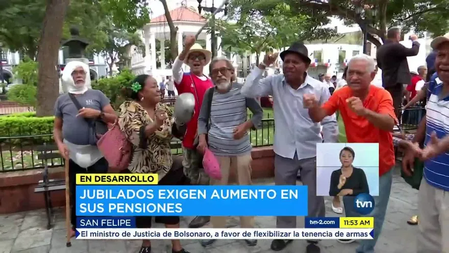 Los jubilados exigen que Varela sancione ley de aumento a pensiones