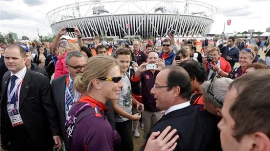 Voluntarios olímpicos ganan medalla de oro por su actitud