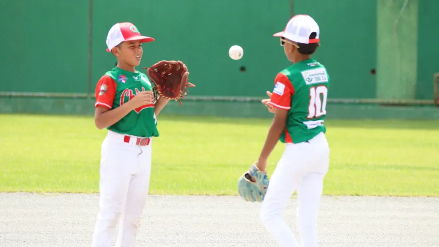 Peloteros del equipo de béisbol u12 de Chiriquí