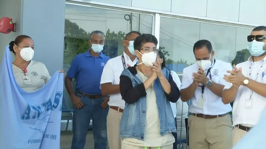 Funcionarios de policlínica en Chitré demandan pagos de salarios