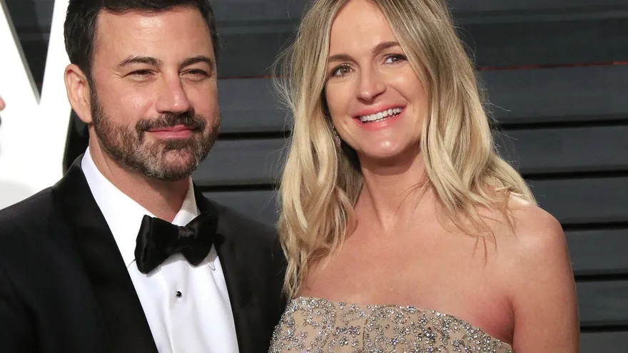 El cómico Jimmy Kimmel y su mujer, Molly McNearney