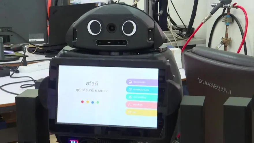 Tailandia lanza al robot médico "Ninja" para luchar contra el nuevo coronavirus