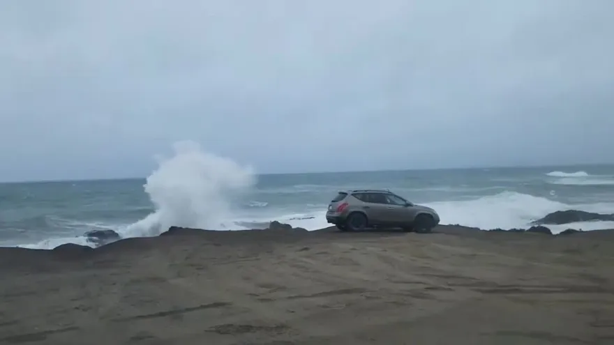 Declaran emergencia en Baja California ante inminente impacto de ciclón Rosa