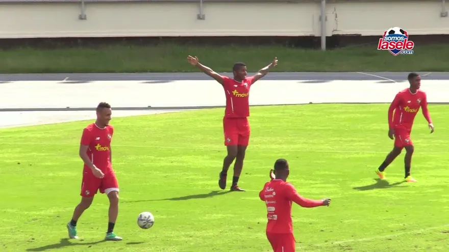Fidel Escobar nos regaló este golazo en el entrenamiento de la Sele