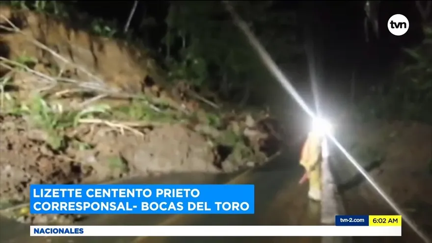Reportan varios deslizamientos de tierra en Bocas del Toro