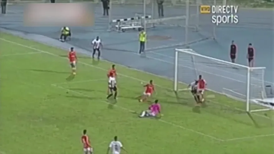 Zamora ganó 2-0 a La Guaira con el aporte de Ovalle y Clarke