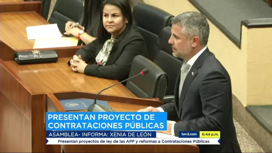 Presentan proyectos de ley de las APP y reformas a Contrataciones Públicas