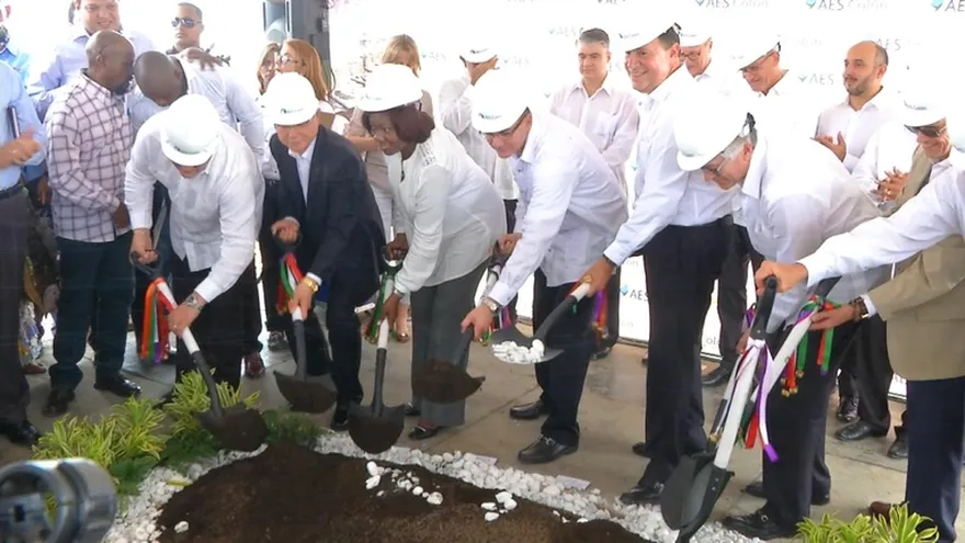 AES Colón, la primera planta generadora de gas natural en Centroamérica