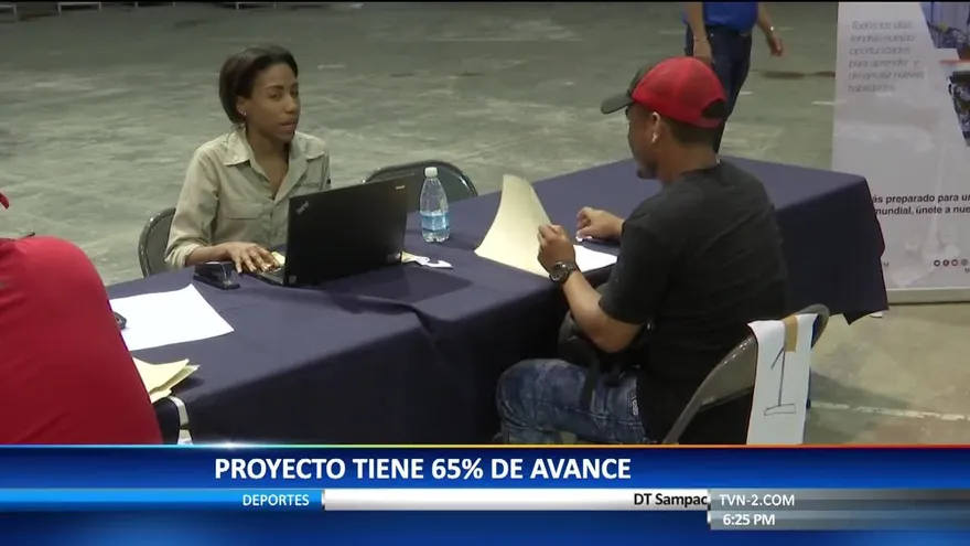 Realizan feria del empleo