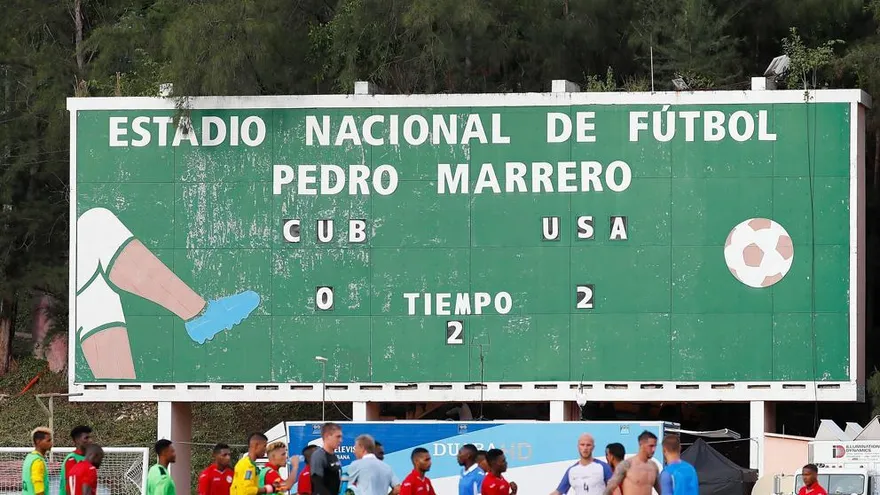 El fútbol socava el reinado beisbolero en Cuba