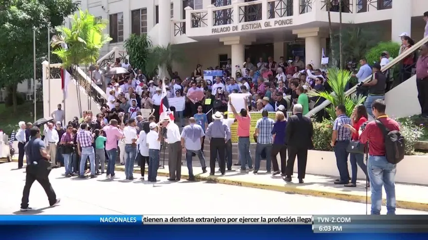 Protestas contra decisiones judiciales en caso Odebrecht