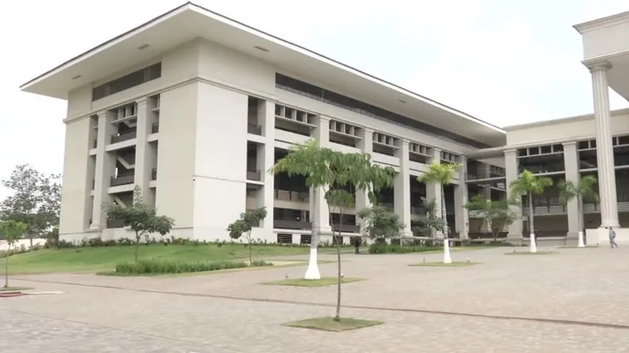 Tribunal Electoral podría clausurar medios de comunicación