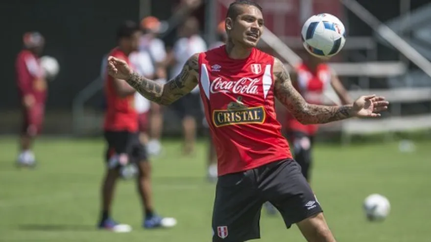 Perú con Guerrero y Cueva afina puntería para vencer a Venezuela.