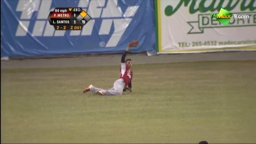 Jugada defensiva de Panamá Metro en los jardines