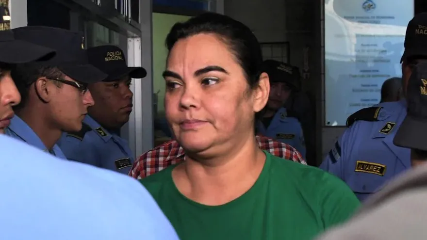 Detienen a exprimera dama de Honduras acusada de corrupción