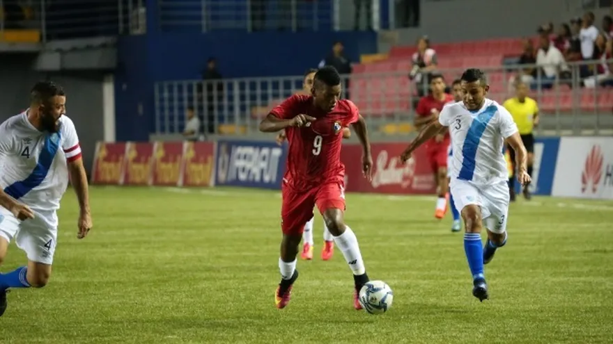 Acción del partido entre Panamá y Guatemala