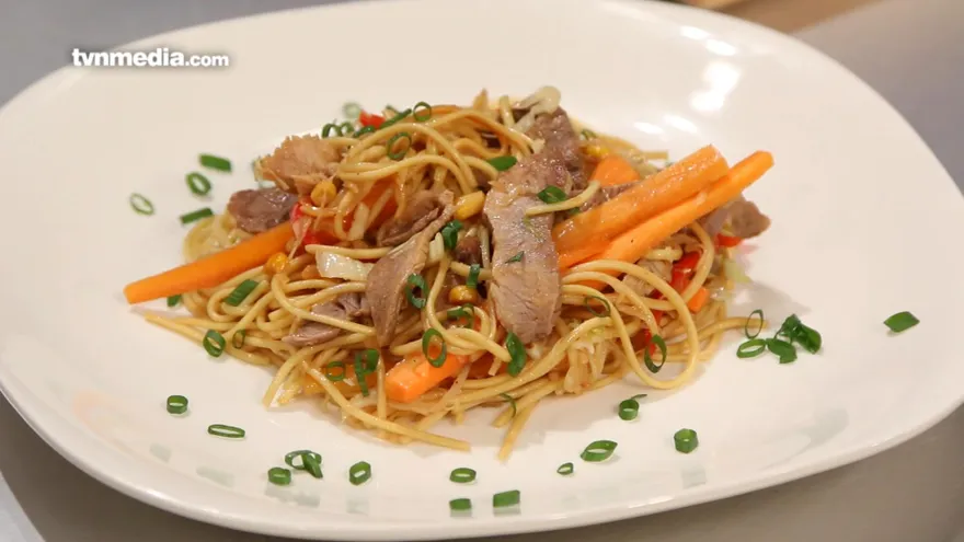 Chow Mein de cerdo 5 especias