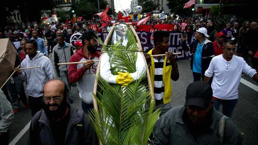 El primer pulso de los sindicatos contra el ultraderechista, en el poder desde el pasado 1 de enero, coincide con el inicio de la Copa América de fútbol, del que Brasil es anfitrión, y pretende paralizar el transporte en Sao Paulo, la mayor ciudad del país