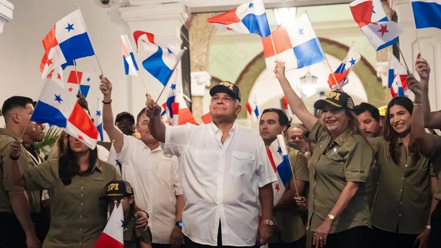 Fiestas Patrias 2025: Así se vivieron las dianas patrias en el Palacio de las Garzas este 3 de noviembre