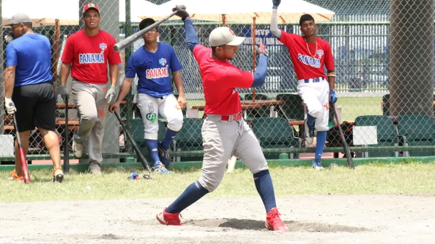 Se reduce nómina de la preselección panameña de béisbol Sub-18