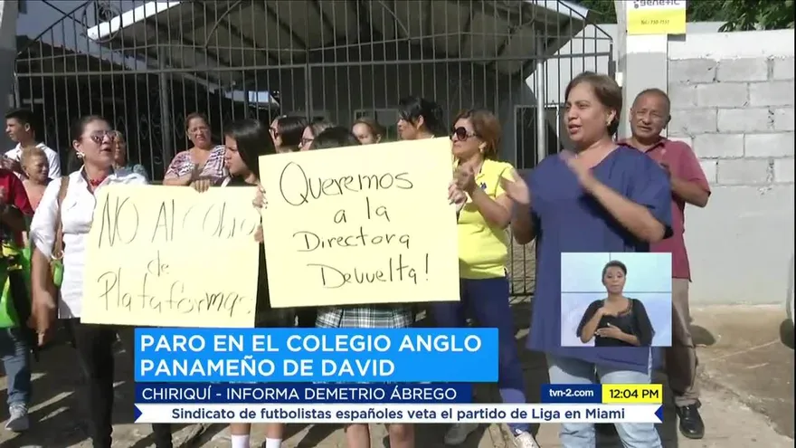 Padres de familia en Chiriquí protestan por cobro de plataforma tecnológica