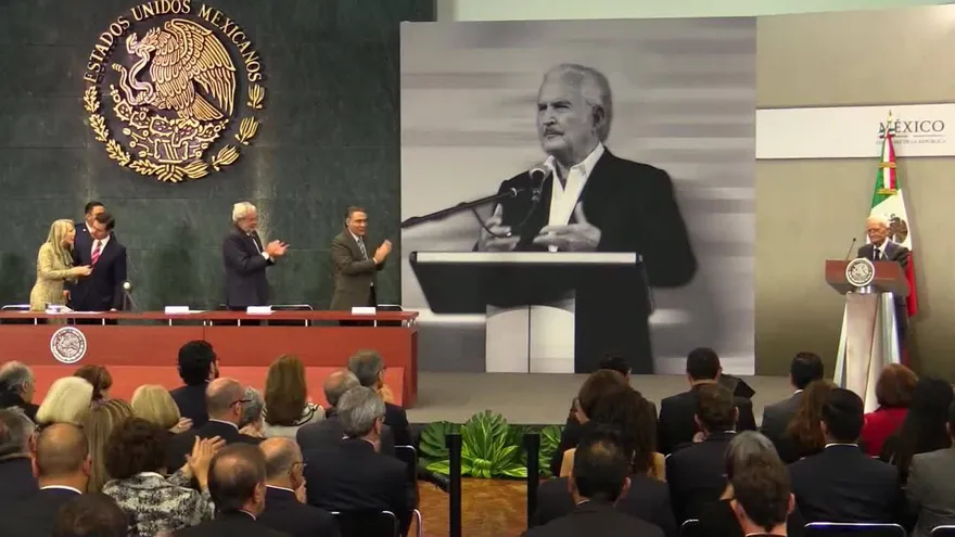 México premia la 'lúcida mirada ante la crudeza del mundo' de Luis Goytisolo