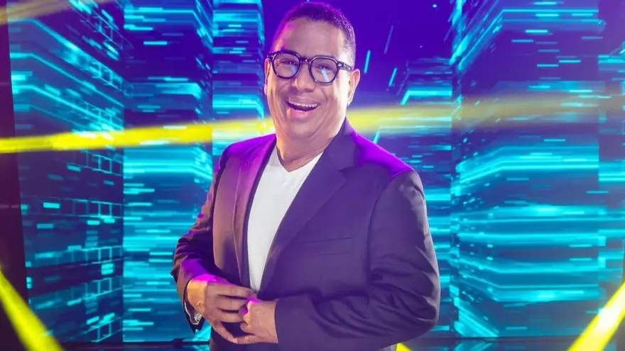 Eddy Vásquez Destapa el caldero de risas de Tu Cara Me Suena