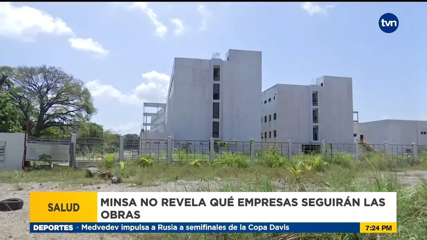 Acuerdo por cuatro hospitales sin terminar