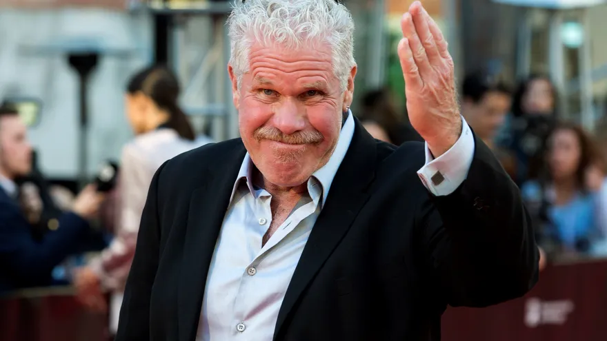 El actor estadounidense Ron Perlman a su llegada a la segunda gala del XXI Festival de Cine en Español de Málaga