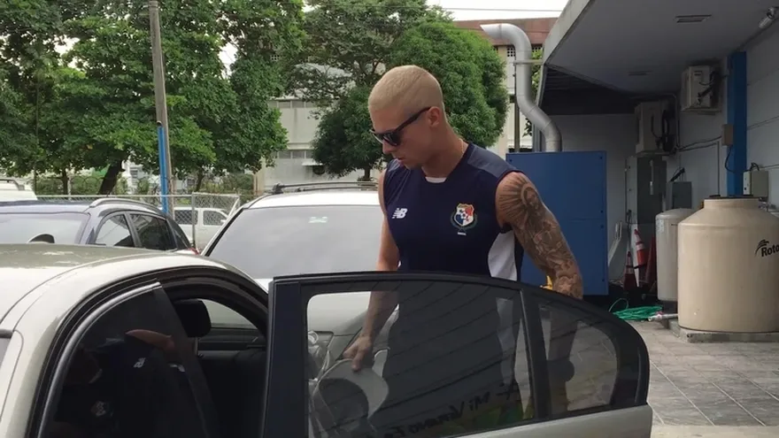 Paul McDonald cambió su look. ¿Qué te parece?