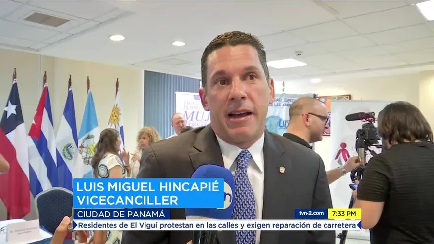 Vicecanciller defiende viaje de Varela a Rusia