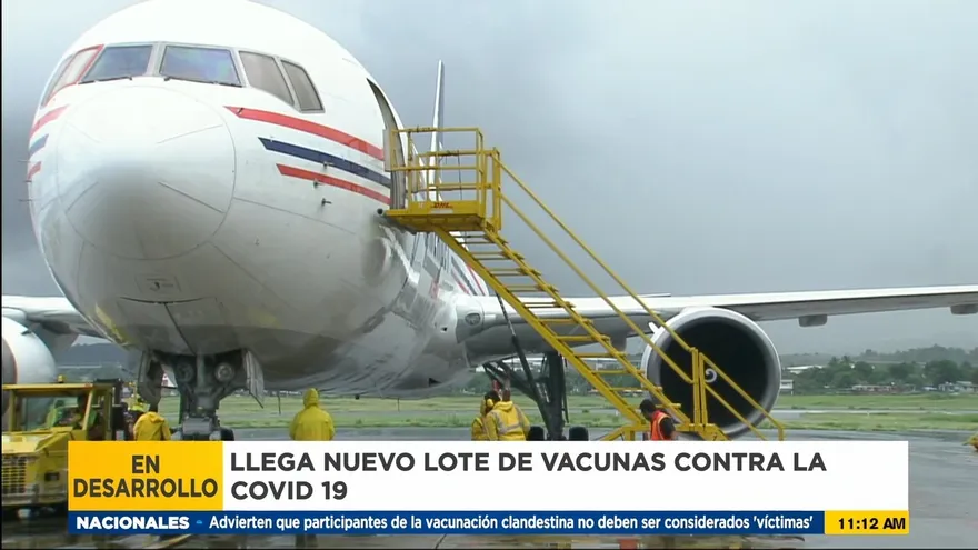 Llega un nuevo lote de vacunas de Pfizer