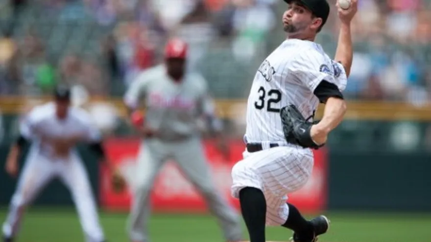 Chatwood se luce en triunfo de Rockies ante Filis